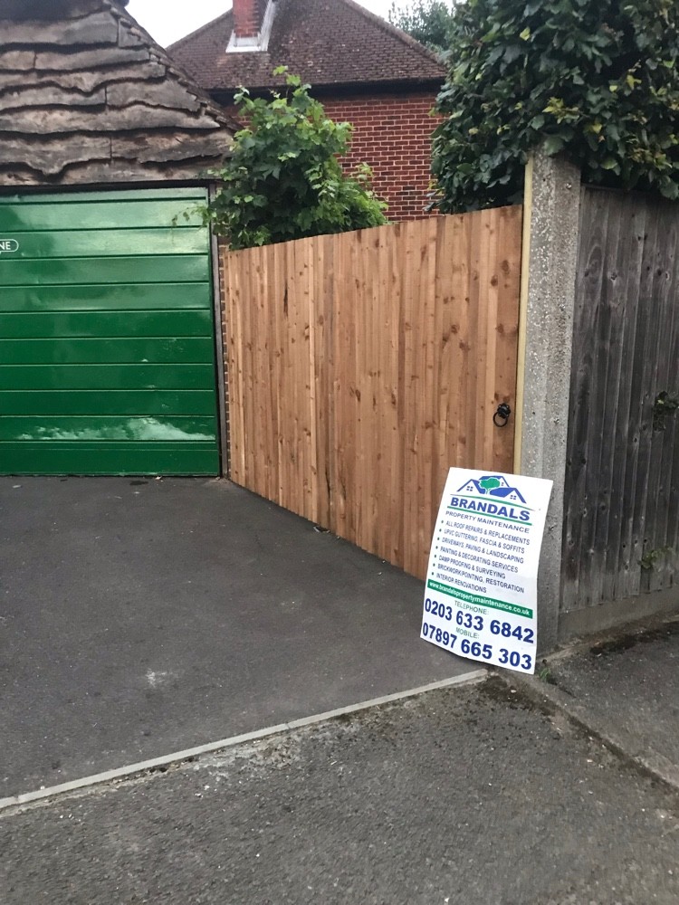 New close-board timber fence and gate installed